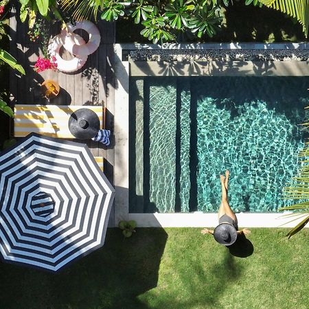 Loop Villas Kuta  外观 照片